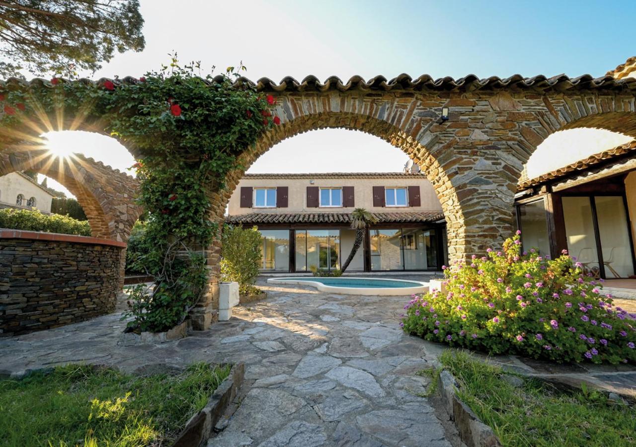 Residence La Menado Cavalaire-sur-Mer Exterior photo