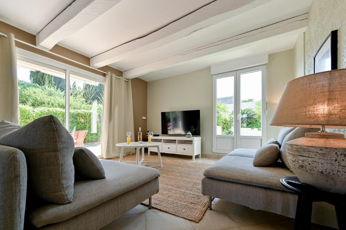 Residence La Menado Cavalaire-sur-Mer Exterior photo