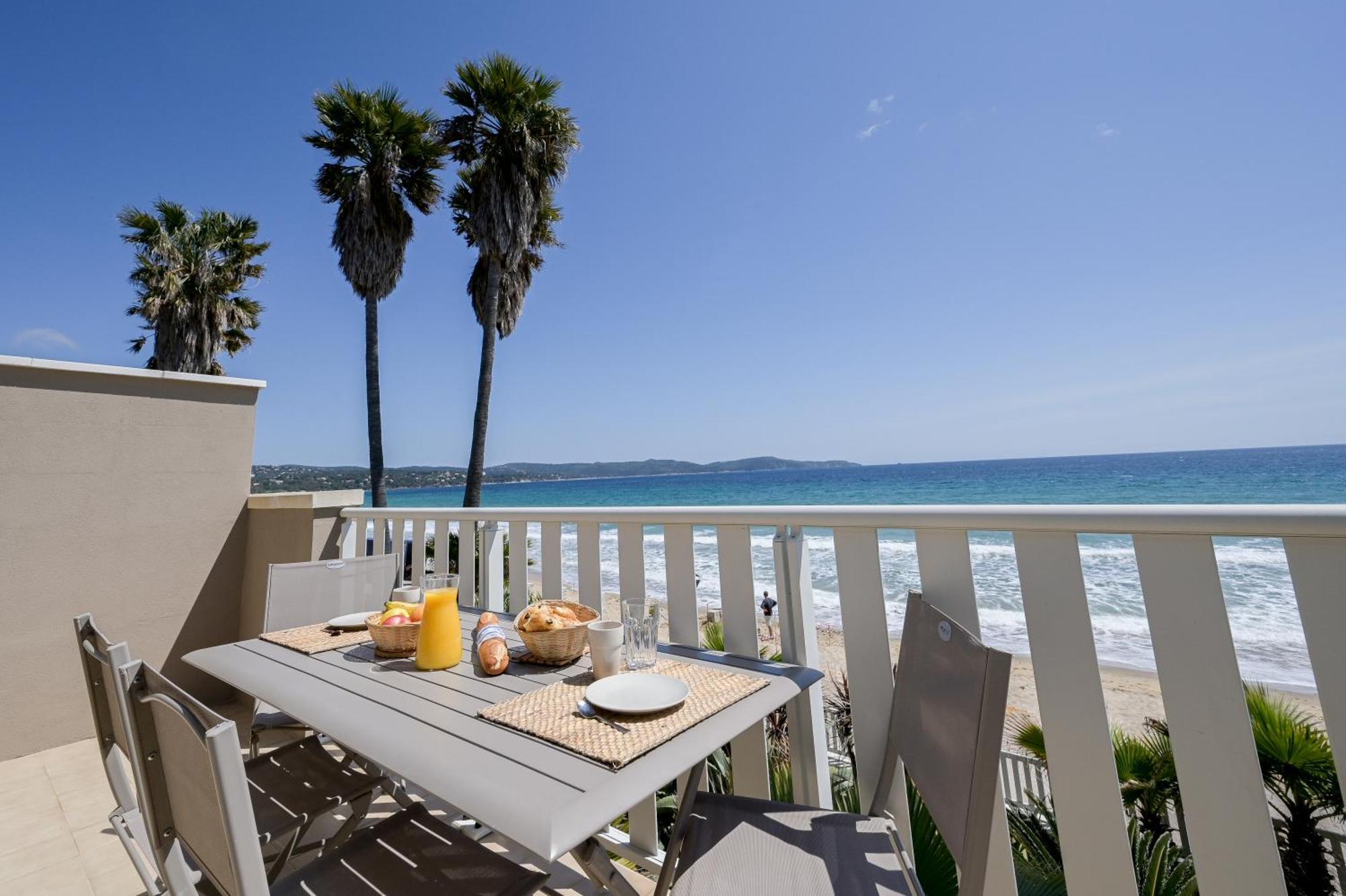 Residence La Menado Cavalaire-sur-Mer Exterior photo